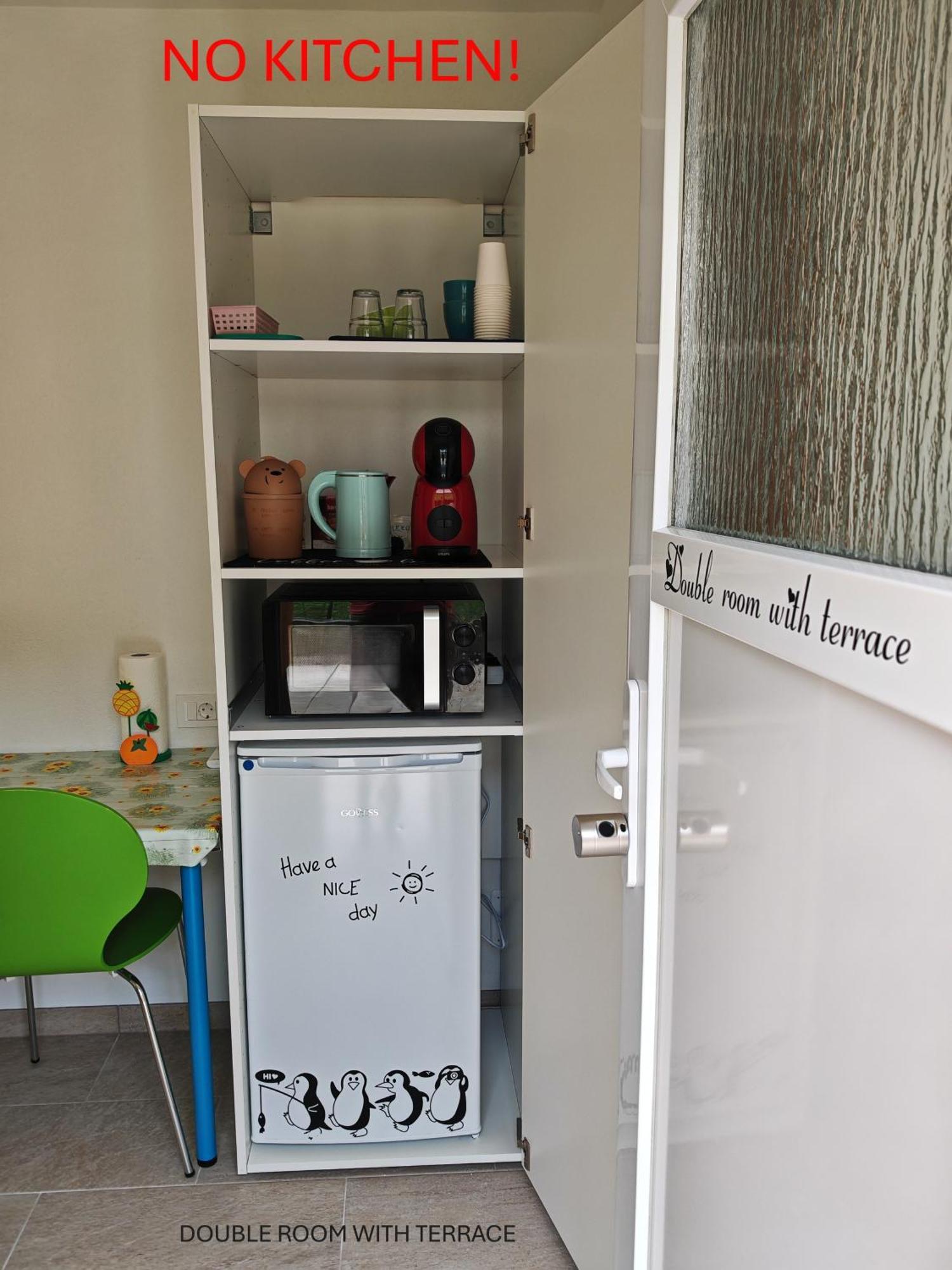 Apartment And Room Anica 톨민 외부 사진