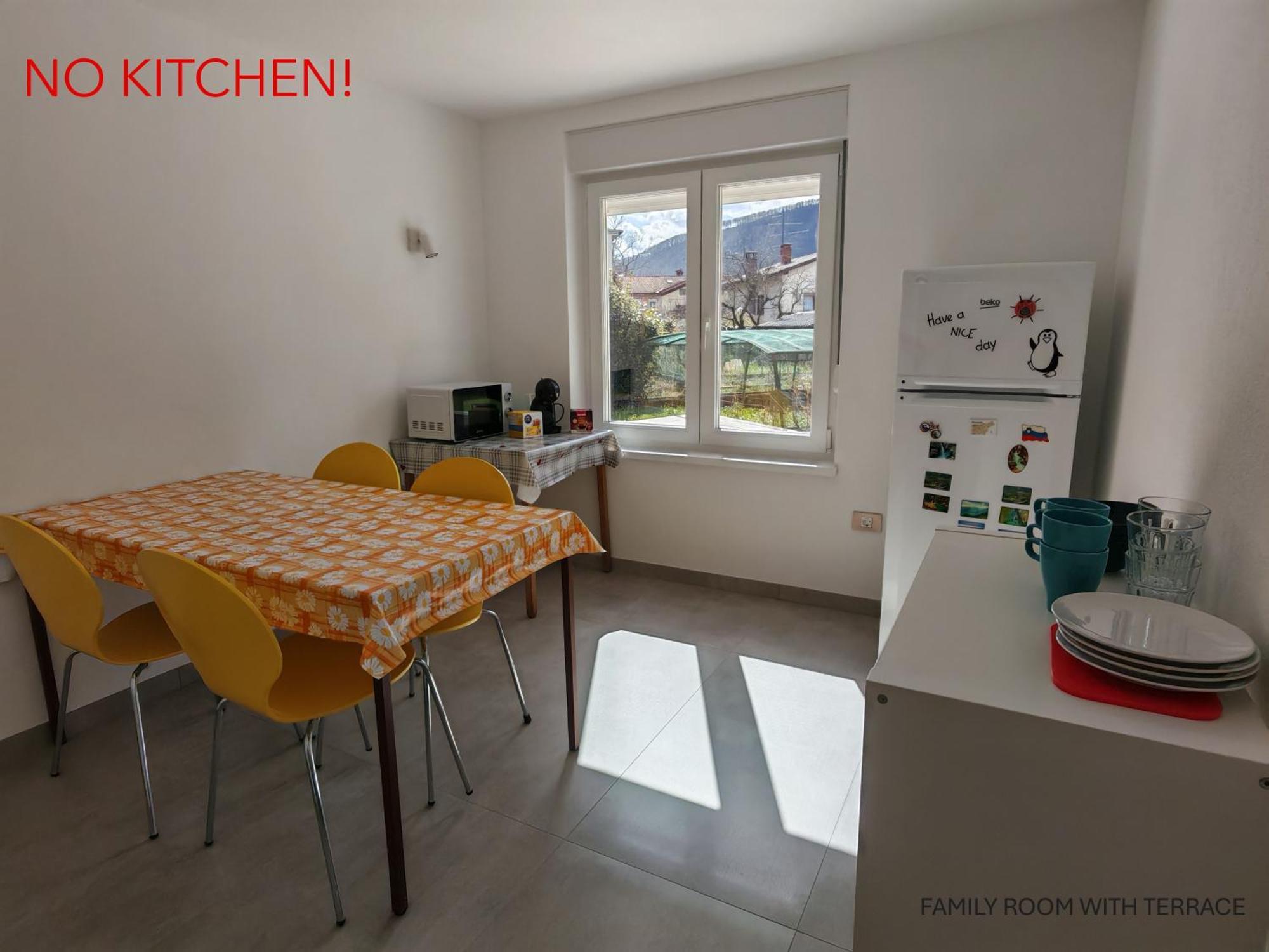 Apartment And Room Anica 톨민 외부 사진