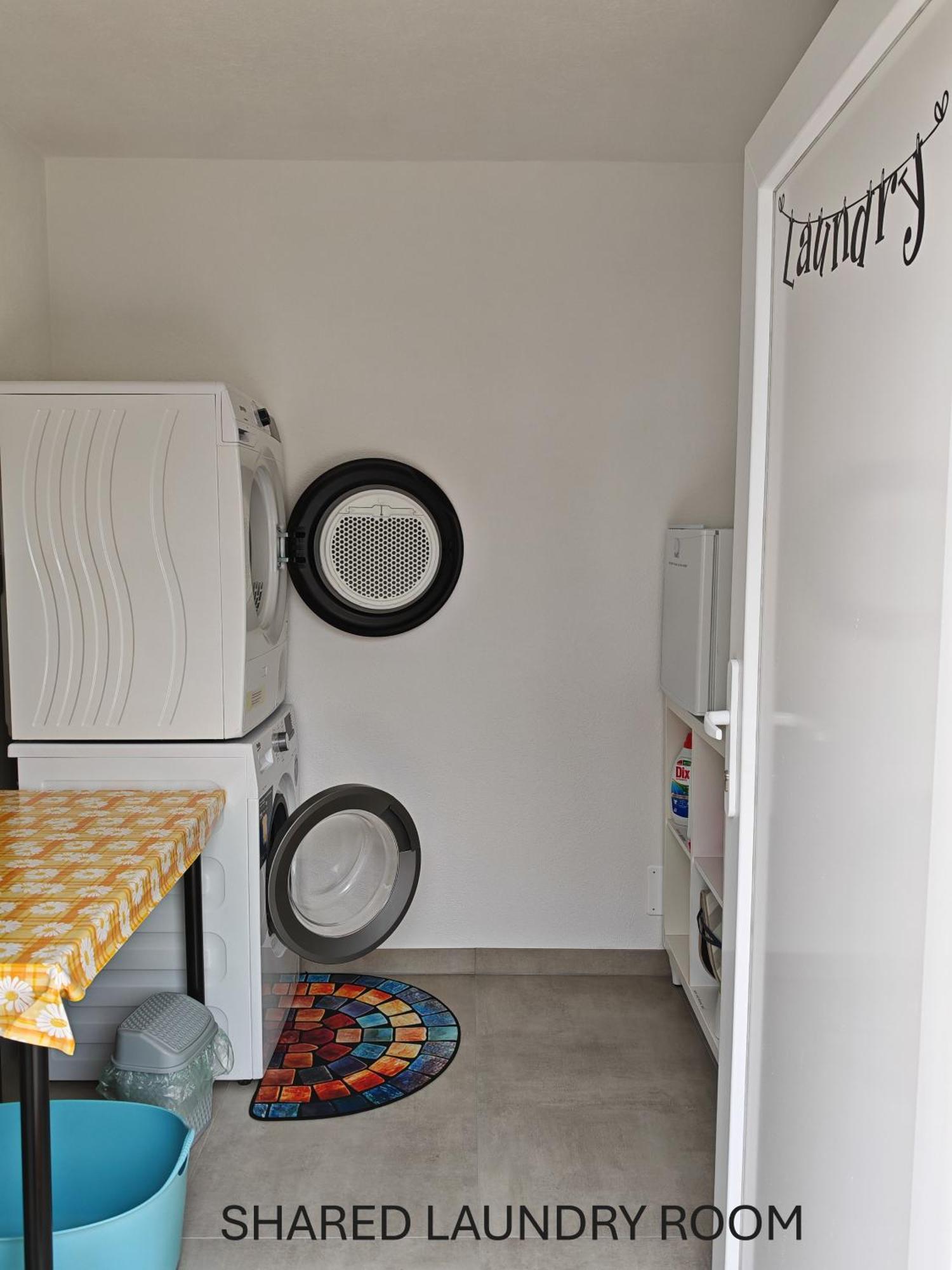 Apartment And Room Anica 톨민 외부 사진